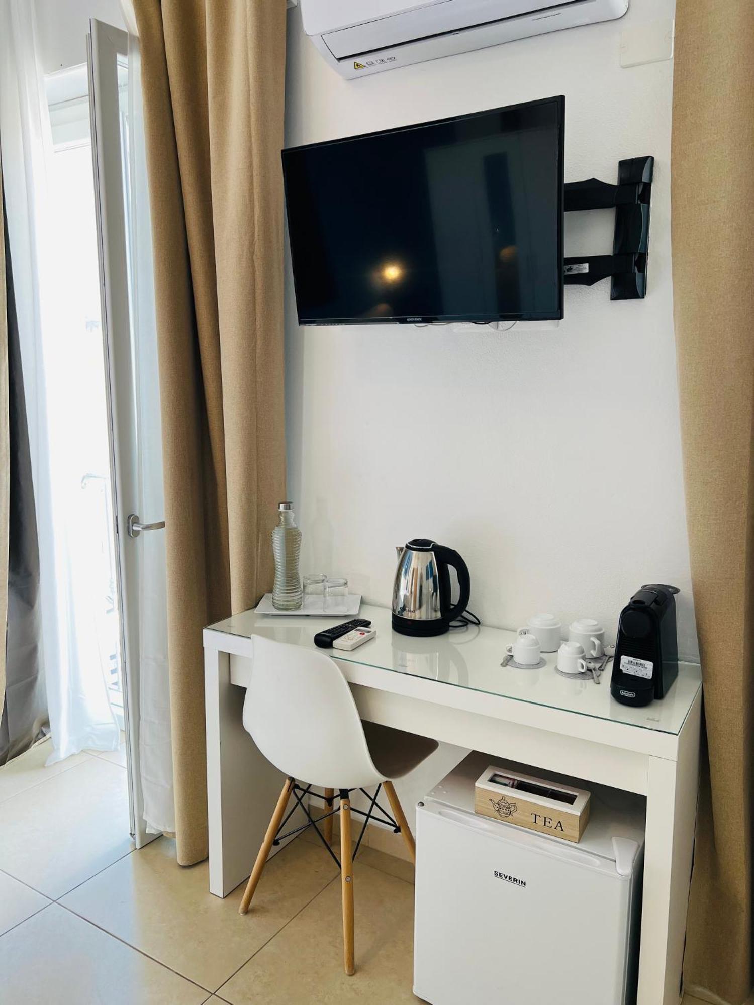Les Chambres De Francoise Guest House ออลเบีย ภายนอก รูปภาพ