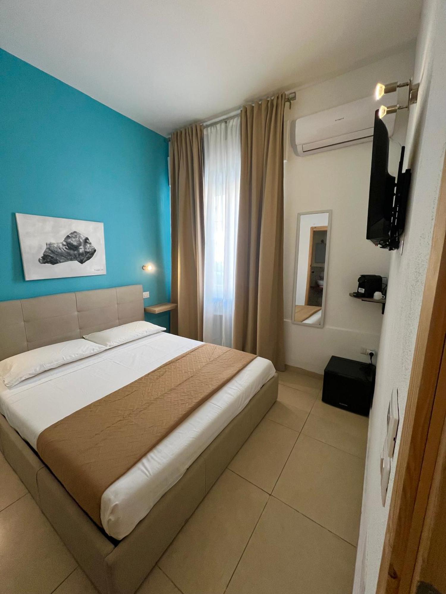 Les Chambres De Francoise Guest House ออลเบีย ภายนอก รูปภาพ