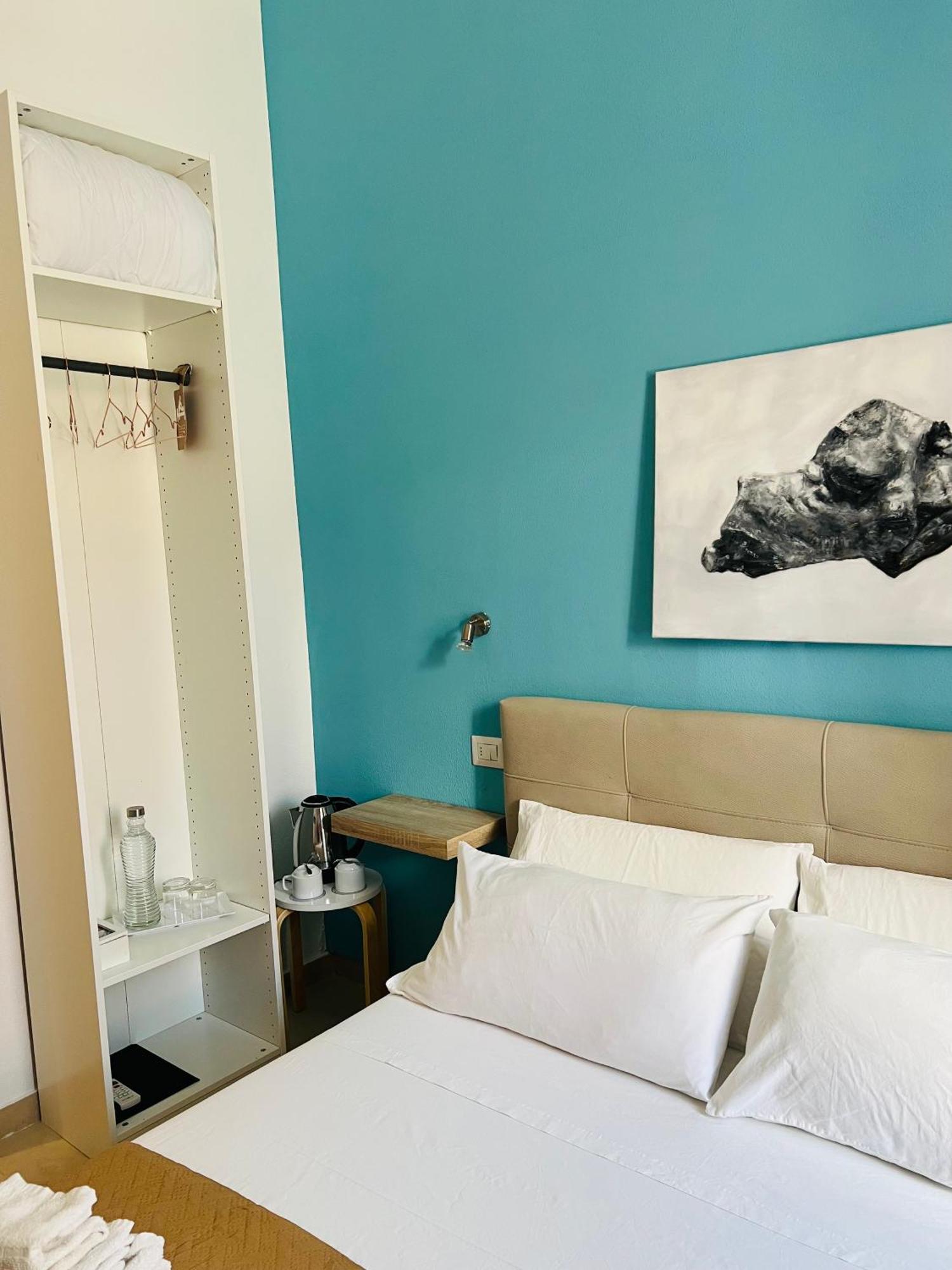 Les Chambres De Francoise Guest House ออลเบีย ภายนอก รูปภาพ