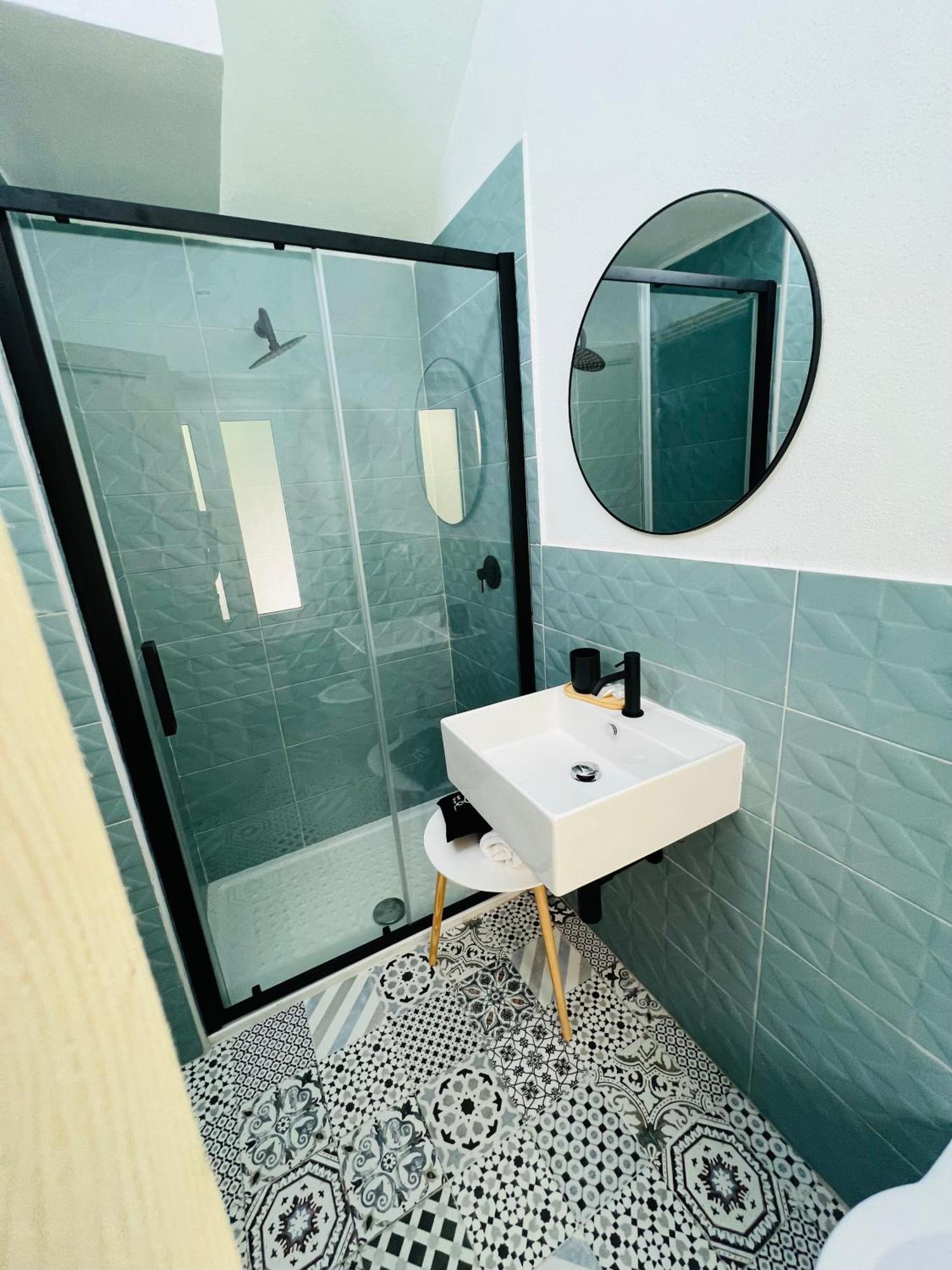 Les Chambres De Francoise Guest House ออลเบีย ภายนอก รูปภาพ