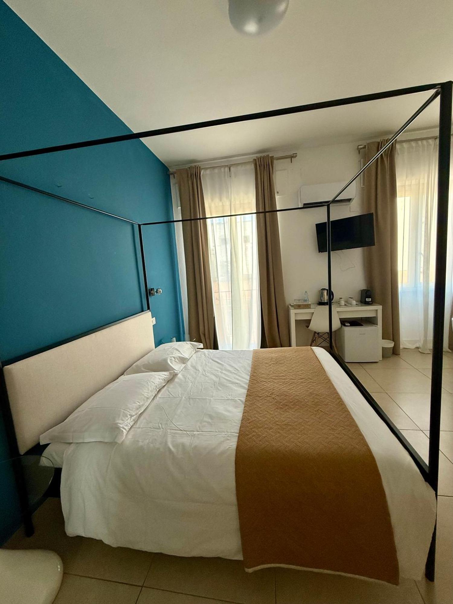 Les Chambres De Francoise Guest House ออลเบีย ภายนอก รูปภาพ